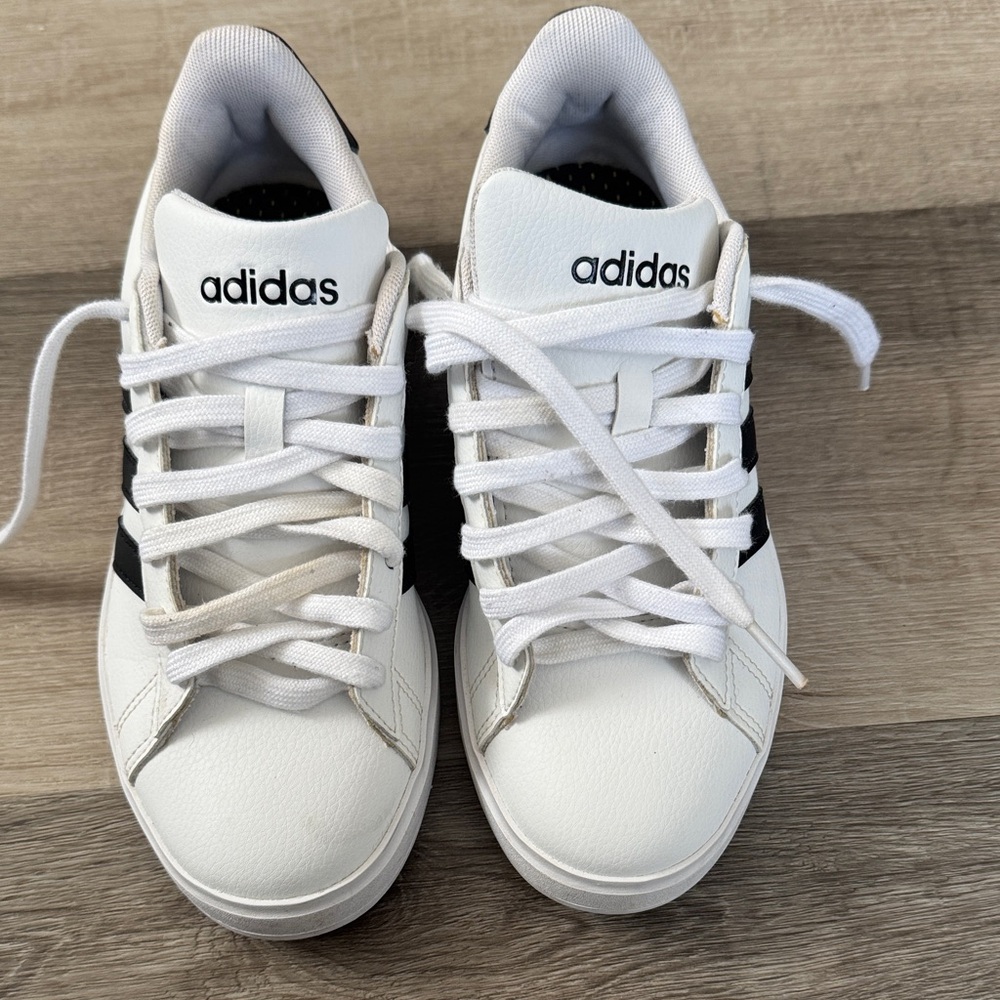 Adidas Classic White and Black Sneakers Size: 5